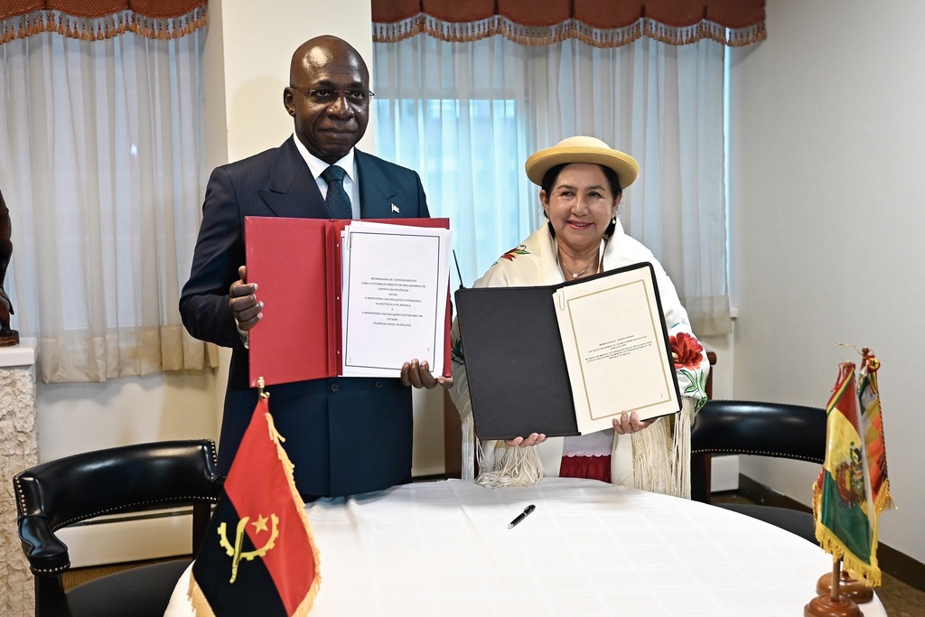 Angola y Bolivia estrechan relaciones bilaterales con memorándum de Mecanismo de Consultas Políticas