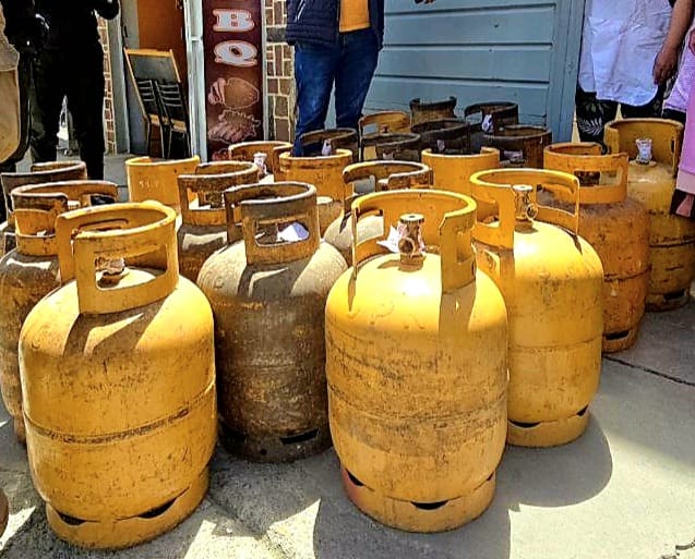 Felcc interviene un domicilio en la zona Sur de La Paz tras descubrir almacenamiento ilegal de GLP