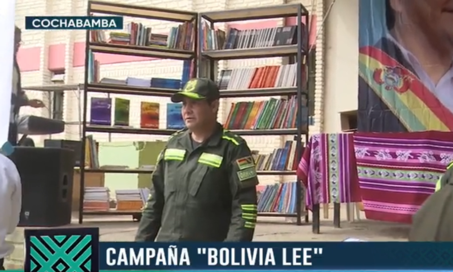 Campaña "Bolivia Lee" entrega 3.500 libros para 7 recintos carcelarios de Cochabamba