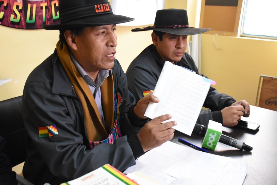 Csutcb denuncia que Evo intenta confundir a la población con una dirección prorrogada