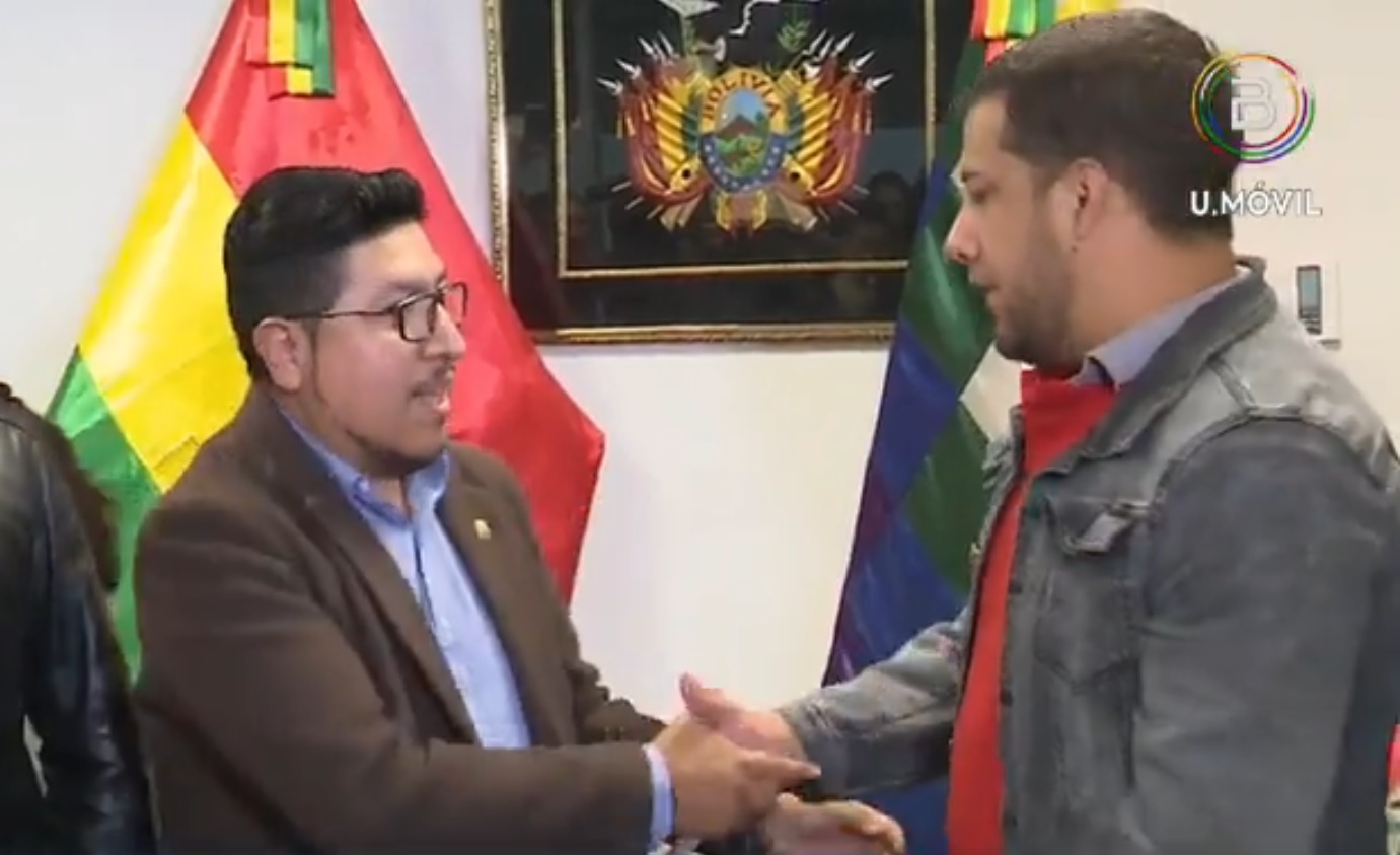 Magisterio firma acuerdo con Comisión de Diputados sobre ley de pensiones y suspende protestas