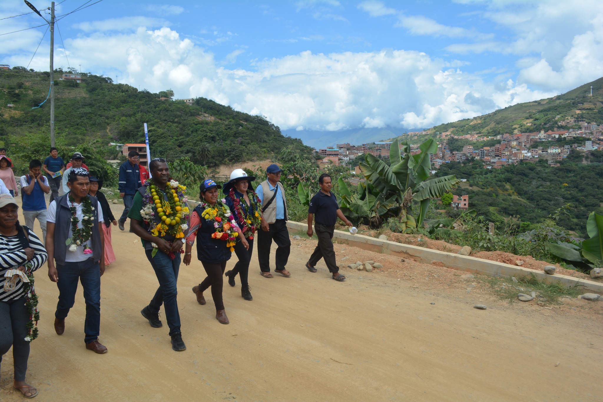 Invierten Bs 2,8 millones en proyectos viales para el municipio yungueño de Coripata