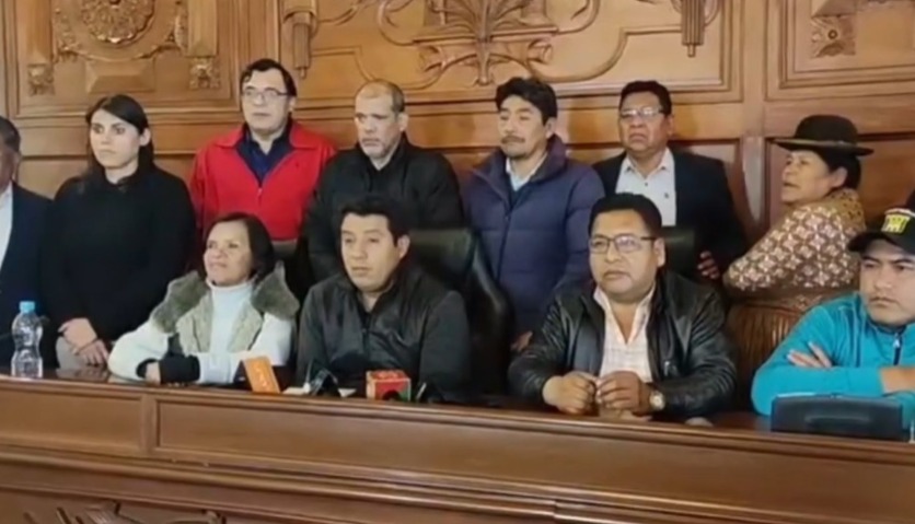 Comisión Mixta de Constitución aprueba informe complementario con lista de candidatos al TCP 