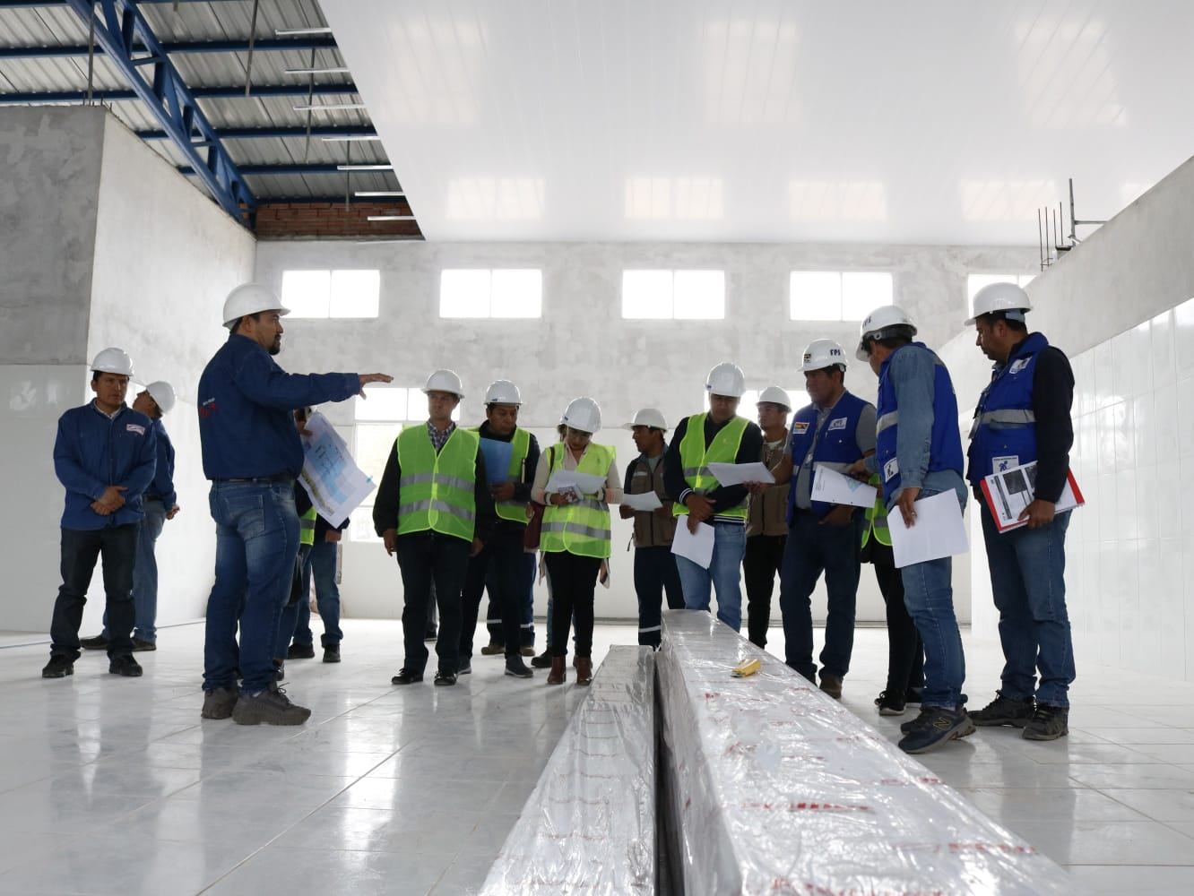 Llega al 35% construcción del complejo de cítricos en Huacareta