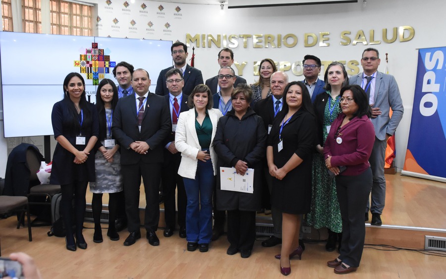 Inician evaluación del sistema de control del cáncer en Bolivia