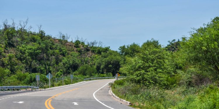 Anuncian corte de tráfico vehicular en tramo carretero Muyupampa – Ipati el viernes 