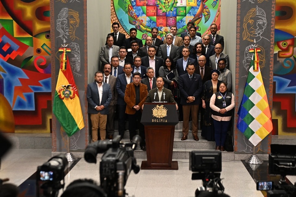 Gobierno y empresarios gestionarán aprobación de la ley que promueve la exploración y explotación de hidrocarburos