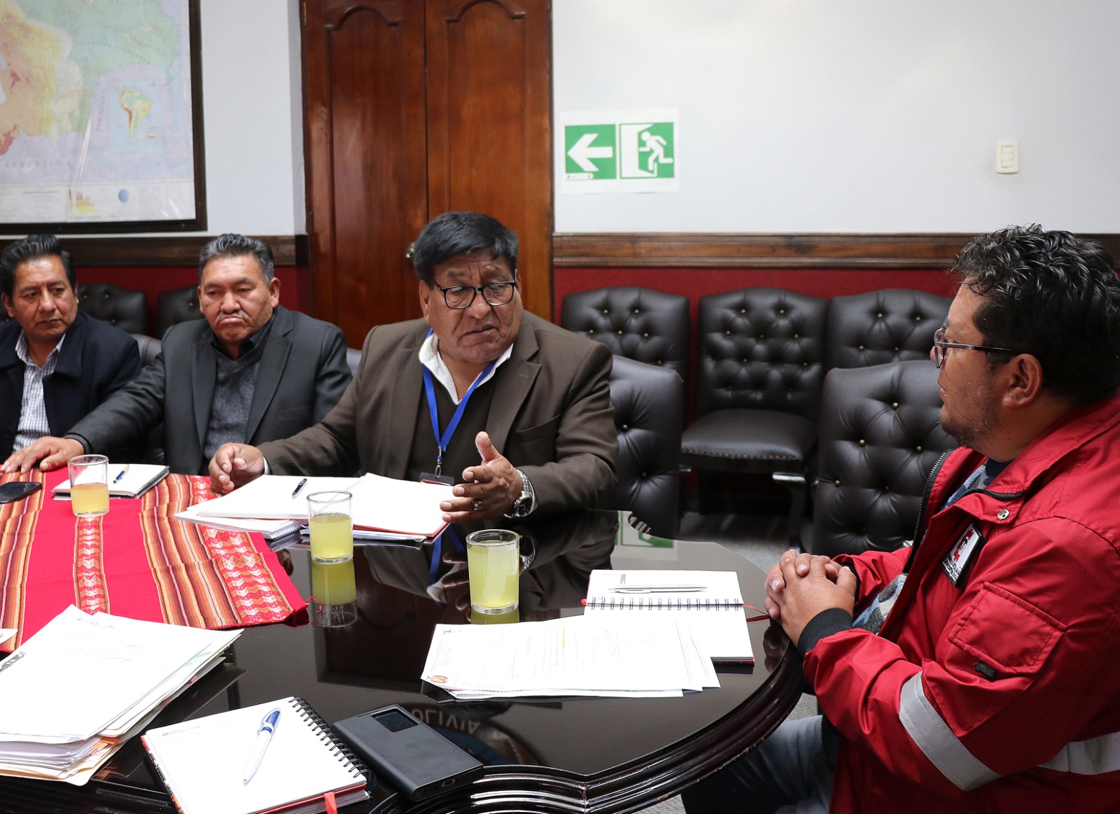 Ministro Rodríguez y dirigentes del transporte acuerdan trabajo coordinado