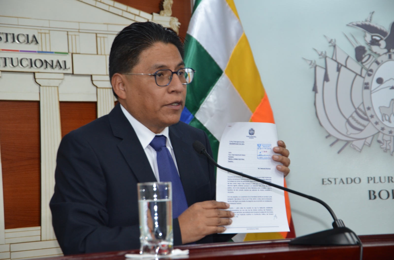 Lima: Si gana el Sí sobre escaños y reelección discontinua debe darse una reforma constitucional