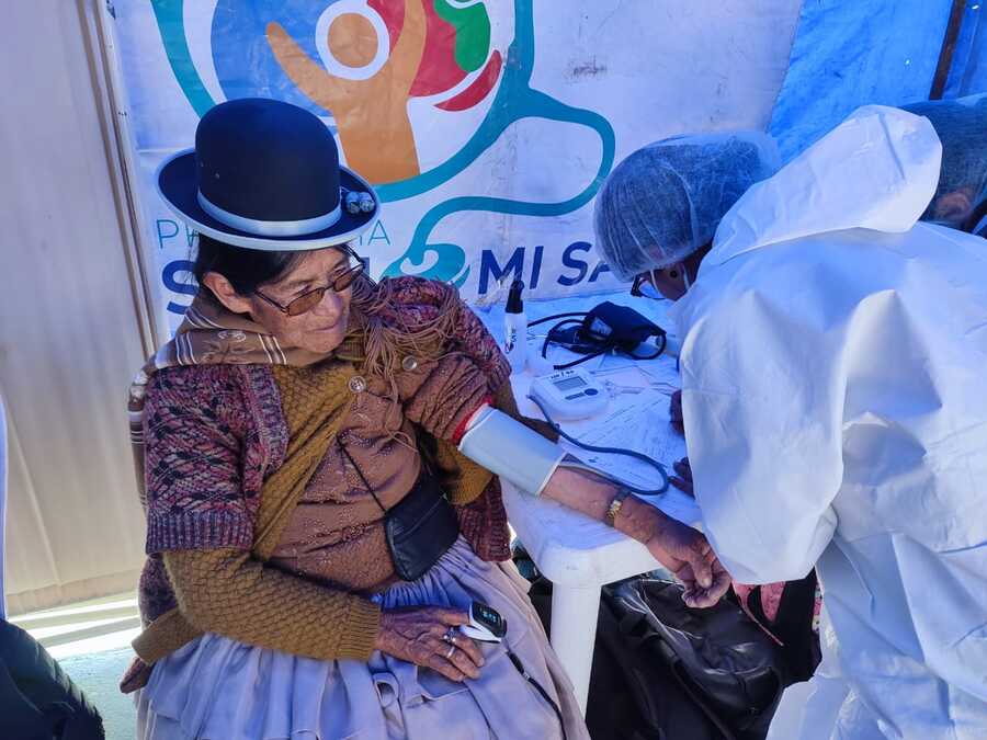 Salud fortalece políticas y programas para mejorar la calidad de vida del adulto mayor