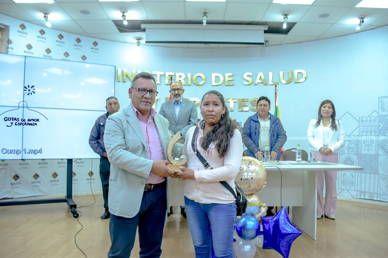 Acreditan a tres municipios potosinos como “Amigos de la madre y la niñez” por promover la lactancia materna