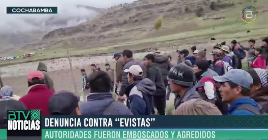Grupos de choque de Evo Morales emboscan y agreden a dirigentes de la Csutcb en Quillacollo