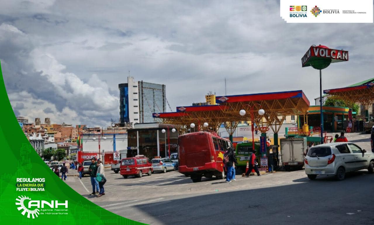 Despachos adicionales normalizan venta de gasolina y reducen filas de vehículos por diésel
