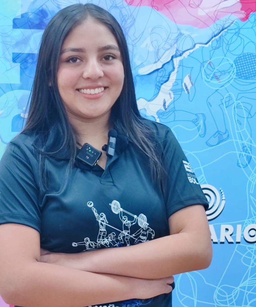 Valentina Villarroel viaja a Guatemala con altas expectativas para el mundial de ráquetbol