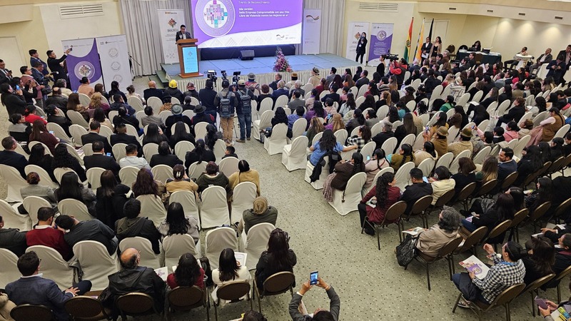 Destacan a 13 empresas por su aporte a la lucha contra la violencia en Bolivia