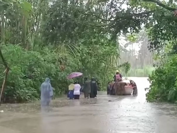 Alertan del desborde de 10 ríos en el Trópico de Cochabamba, desplazan un equipo de respuesta ante emergencias