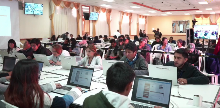 Cómputo de votos llega al 21% en Chuquisaca, en Tarija prevén contar con resultados esta tarde