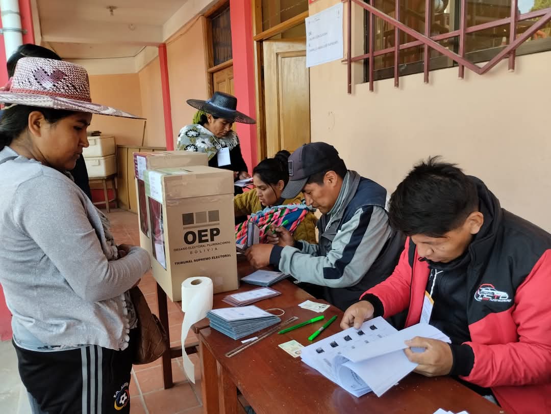 Vocal del TSE insta a 400.000 electores tramitar su rehabilitación para votar en las elecciones generales de 2025