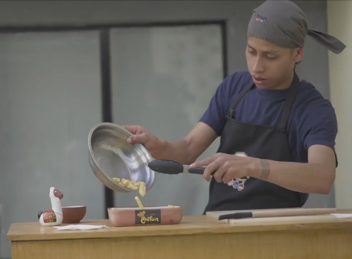 “Emprende Joven” desembolsa Bs 7,7 millones y construye más de 120 historias de éxito