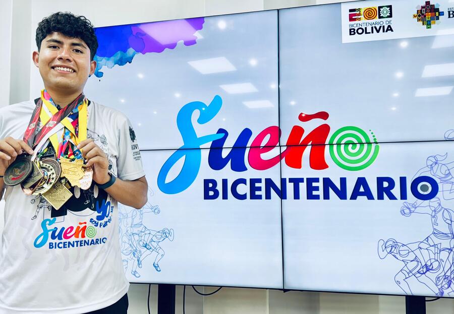 Gobierno desembolsa Bs 843.000 y deportistas del “Sueño Bicentenario” reciben su primer pago