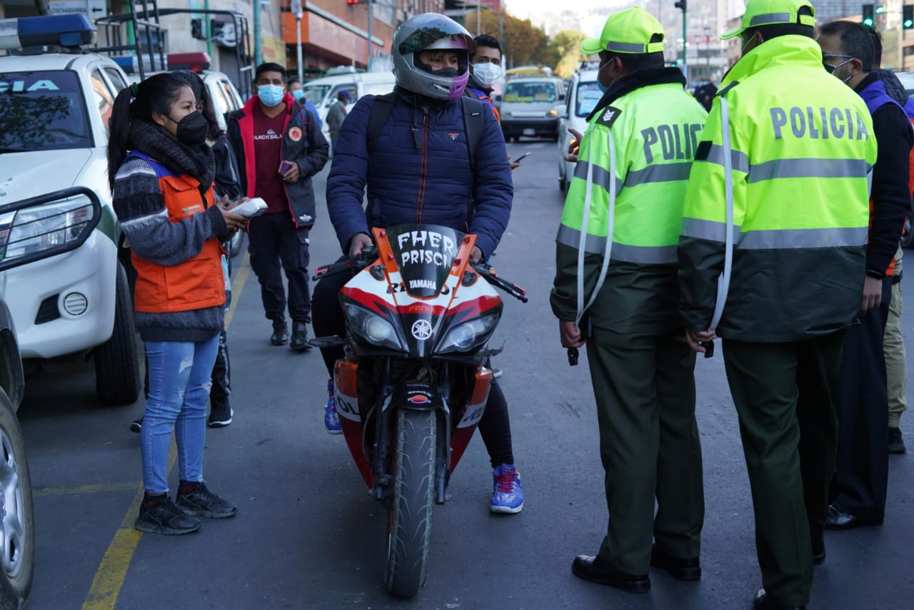 Univida comercializa más de 850.000 SOAT 2024 y habilita 26 puntos de venta en La Paz y El Alto