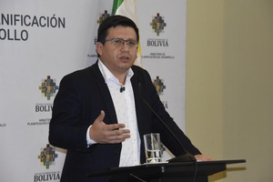 Remesas llegan a un histórico $us 1.278 millones, la mayoría viene de España y Santa Cruz es el principal destino