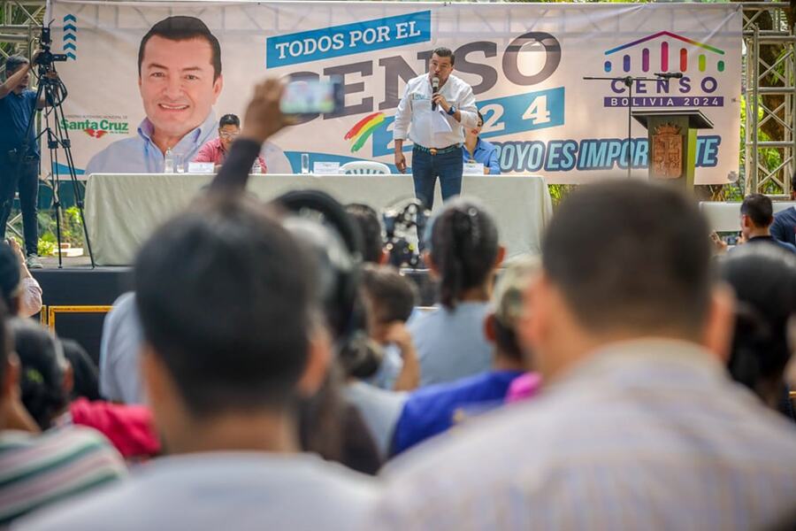 Alcalde de Santa Cruz anuncia el 20% de rebaja en patentes a gremiales y transportistas que sean censistas