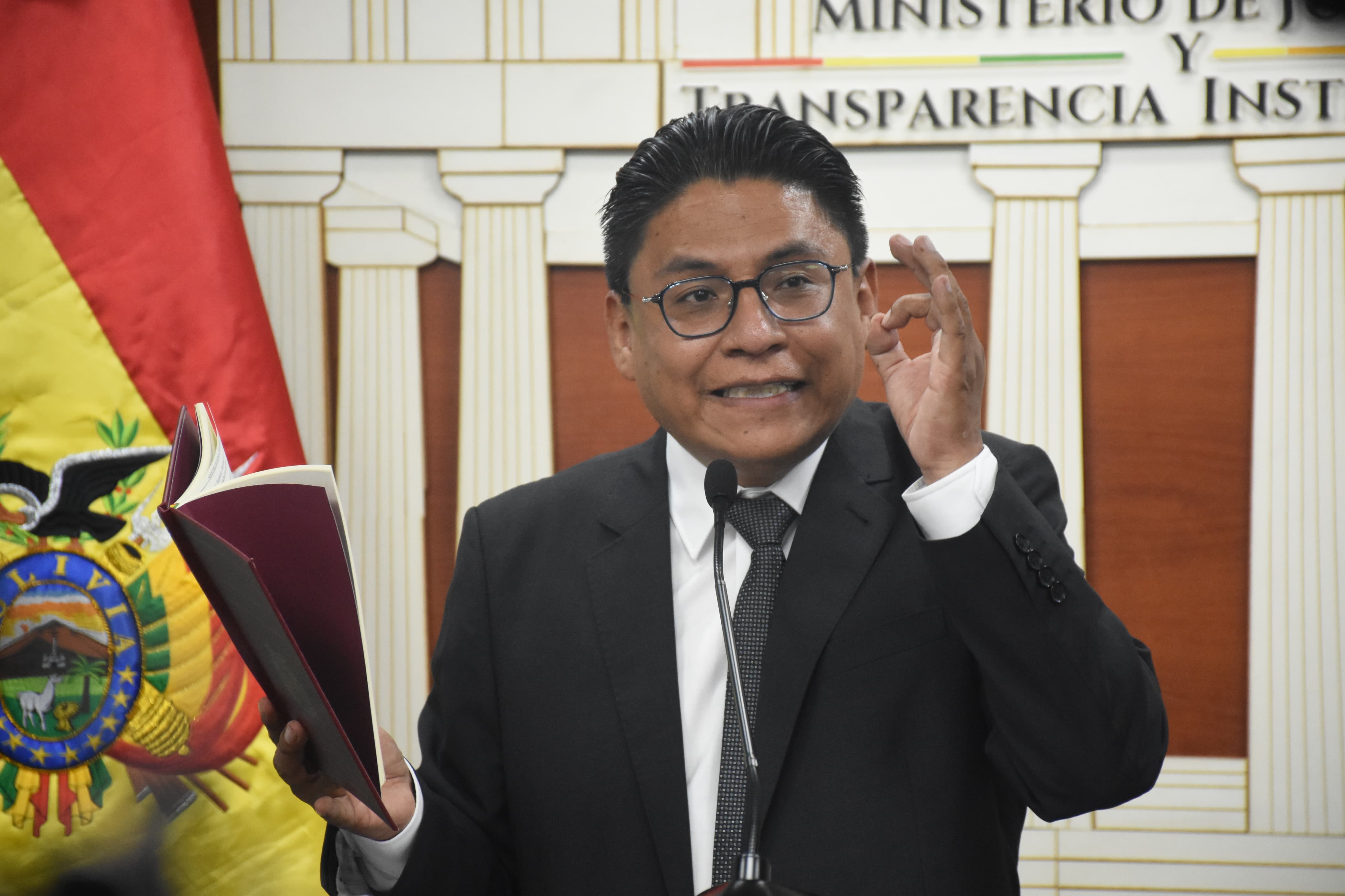 Lima exige a Mesa que deje de mentir al país y no “bloquee” el diálogo para garantizar las judiciales