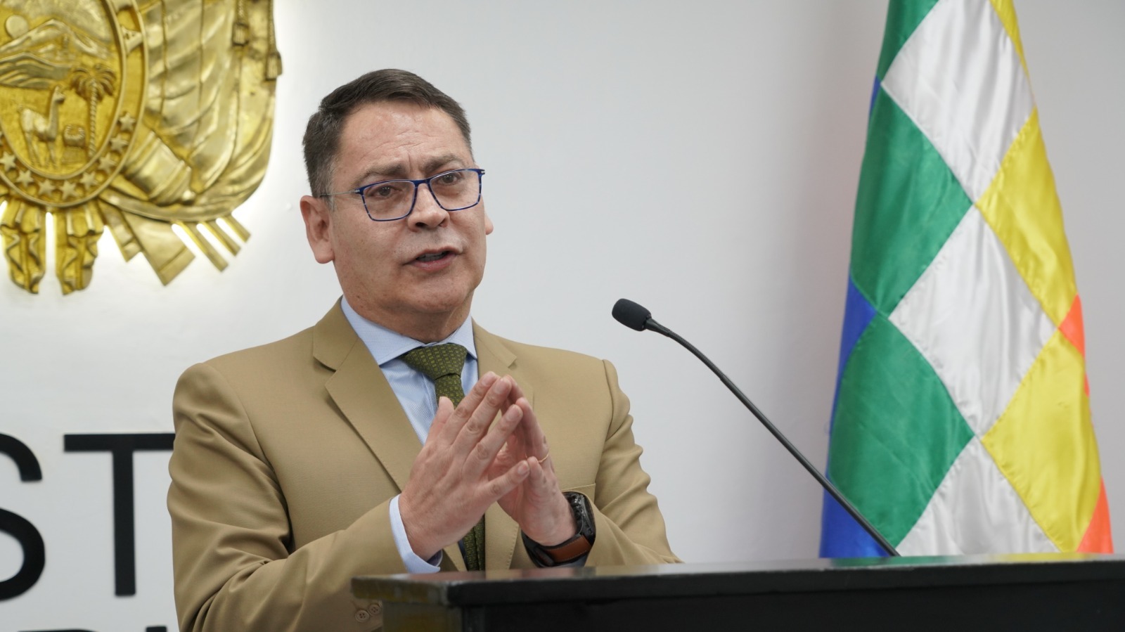 Gobierno garantizará tránsito libre en carreteras para que protestas no afecten a los bolivianos