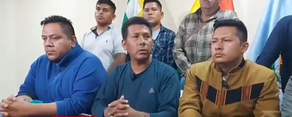 “Evistas” imponen multa de Bs 200 a quienes no acudan a bloquear e instruyen relevos cada 24 horas