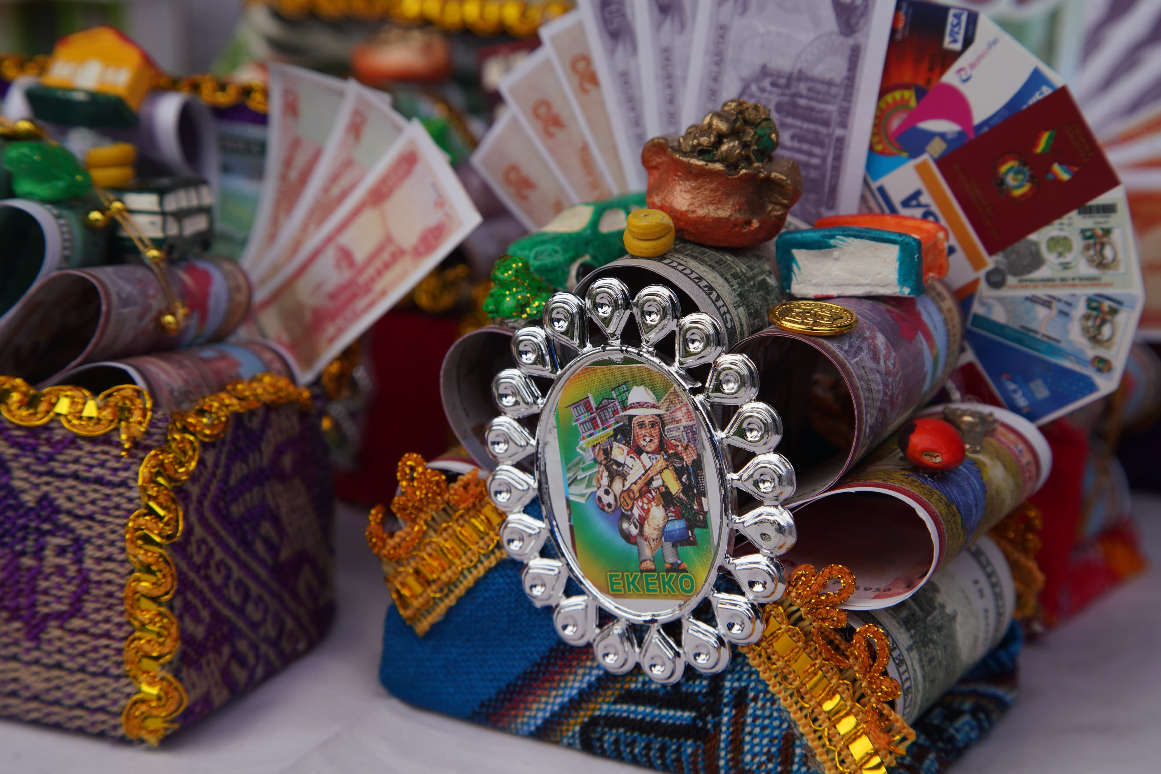 Trabajo recuerda tolerancia laboral de una hora para el mediodía por la fiesta de Alasita en La Paz