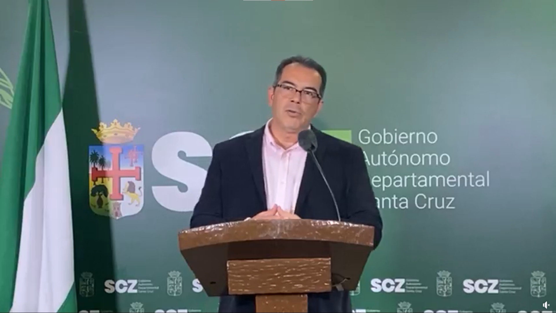 Aguilera asume como Gobernador de Santa Cruz y anuncia auditoría y reestructuración del gobierno departamental