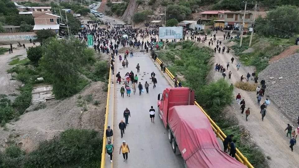 Cochabamba: Denuncian que pobladores del Cono Sur son obligados a bloquear caminos