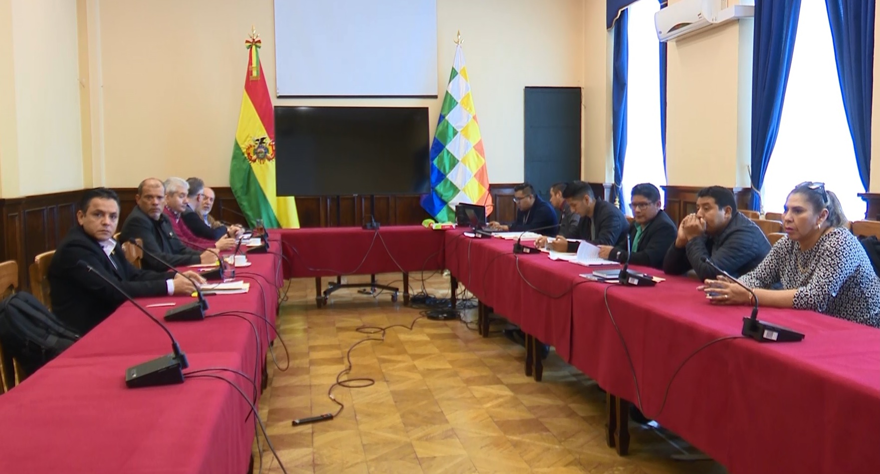 Comisión bicameral inicia trabajo para elaborar ley de las judiciales