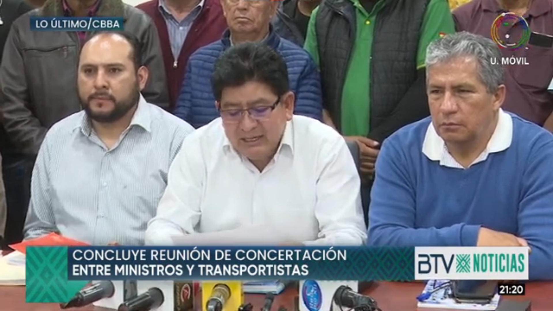 Gobierno acuerda en reunión con el transporte facilitar medidas para la reprogramación de créditos bancarios