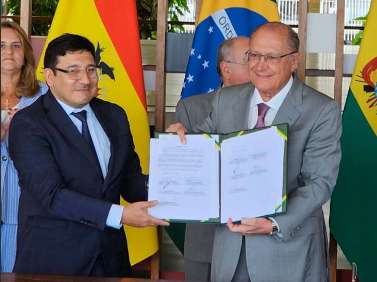 Bolivia y Brasil apuntan a potenciar el desarrollo de la industria de biocombustibles y fertilizantes