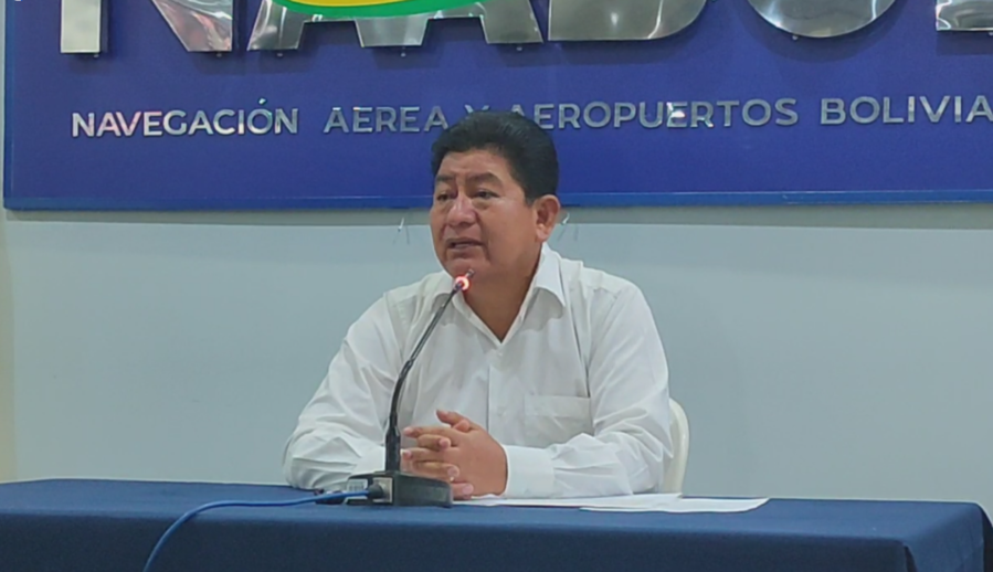 Bloqueo persiste en Parotani, Montaño ve división al interior del evismo