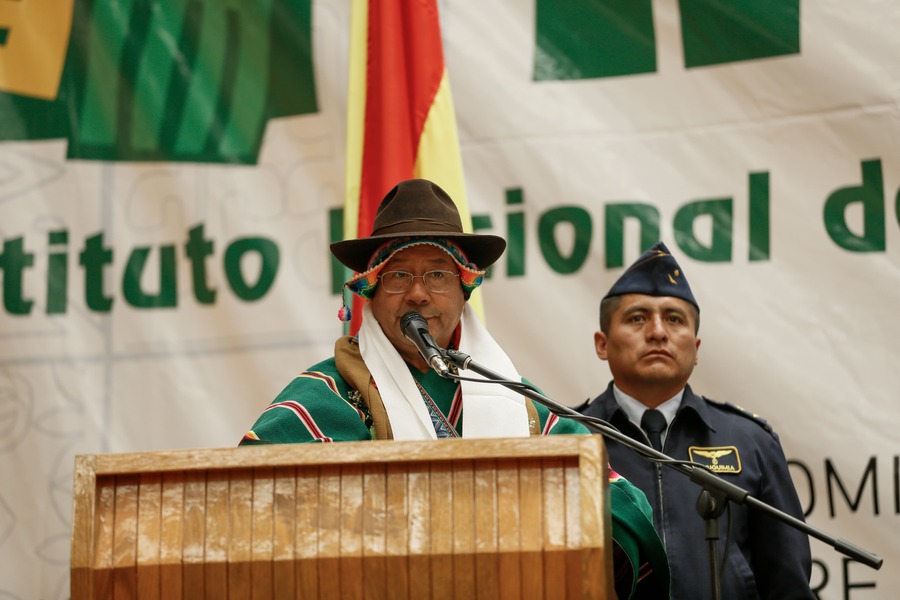 Arce destaca que a pesar de la coyuntura política difícil, el Gobierno ejecuta obras y está fortalecido