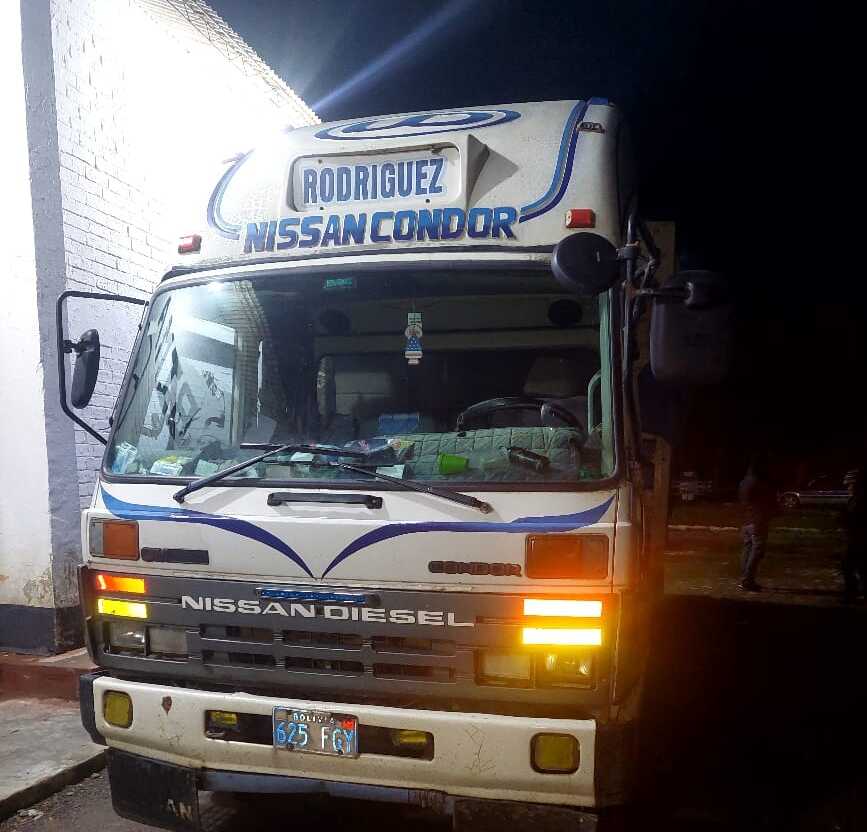 Militares recuperan 8.000 litros de diésel que eran trasportados en un vehículo privado en Puerto Acosta