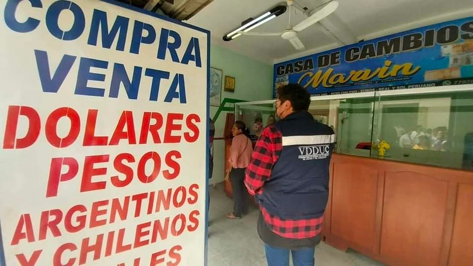 Gobierno, ASFI, BCB y la Policía coordinan acciones para controlar la compra y venta de dólares