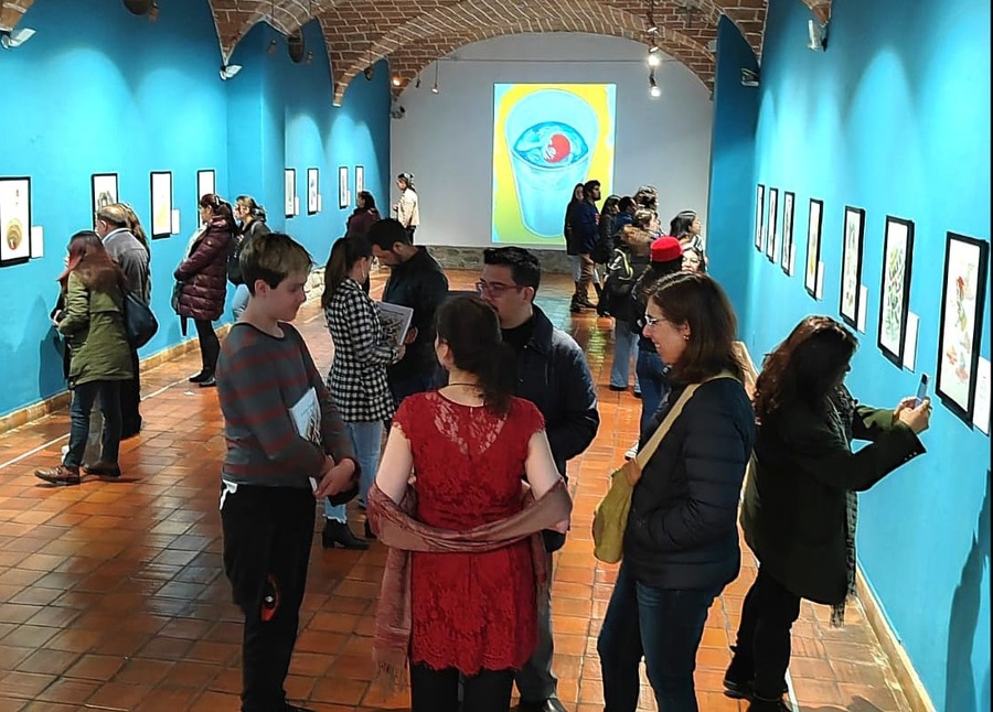 Muestra “El abismo ilustrado” de Silvia Cuello cuenta las etapas de la depresión