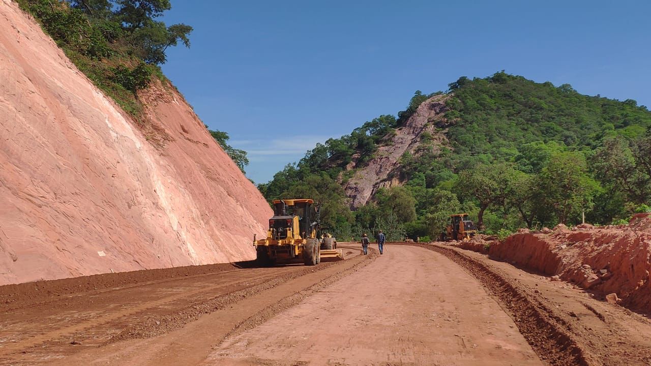 Gobierno invierte Bs 91,1 millones para construir el tramo Acheral – Choere, ABC lanza licitación internacional