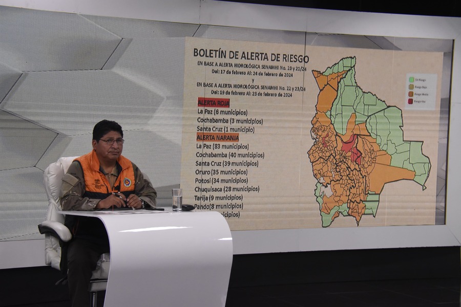 Defensa Civil advierte que 10 municipios están con alerta roja por las lluvias y pide a equipos de emergencia estar en apronte 