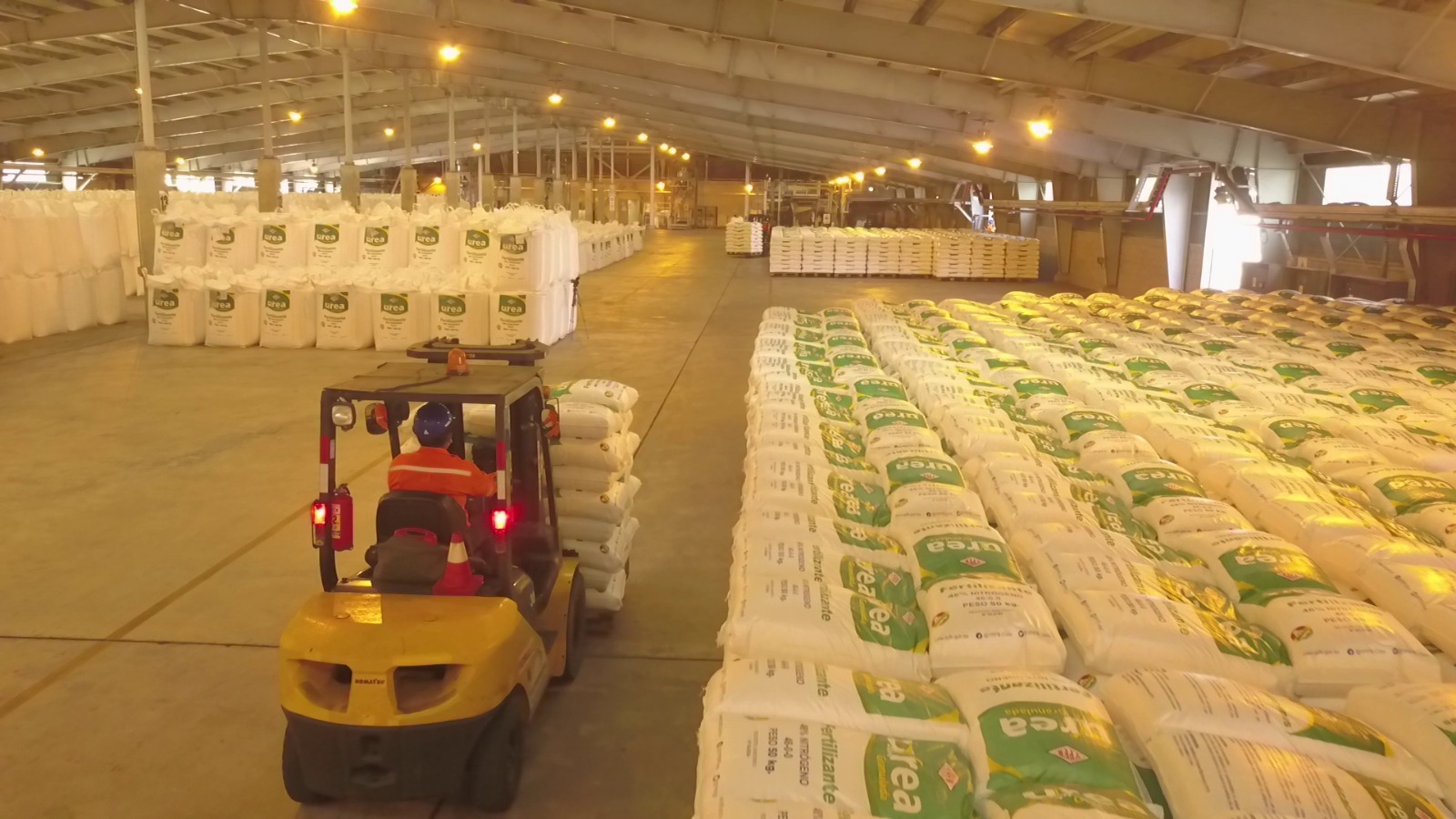 Venta de urea en el mercado interno crece en 3,6% en 2023 y YPFB factura $us 29,9 millones 