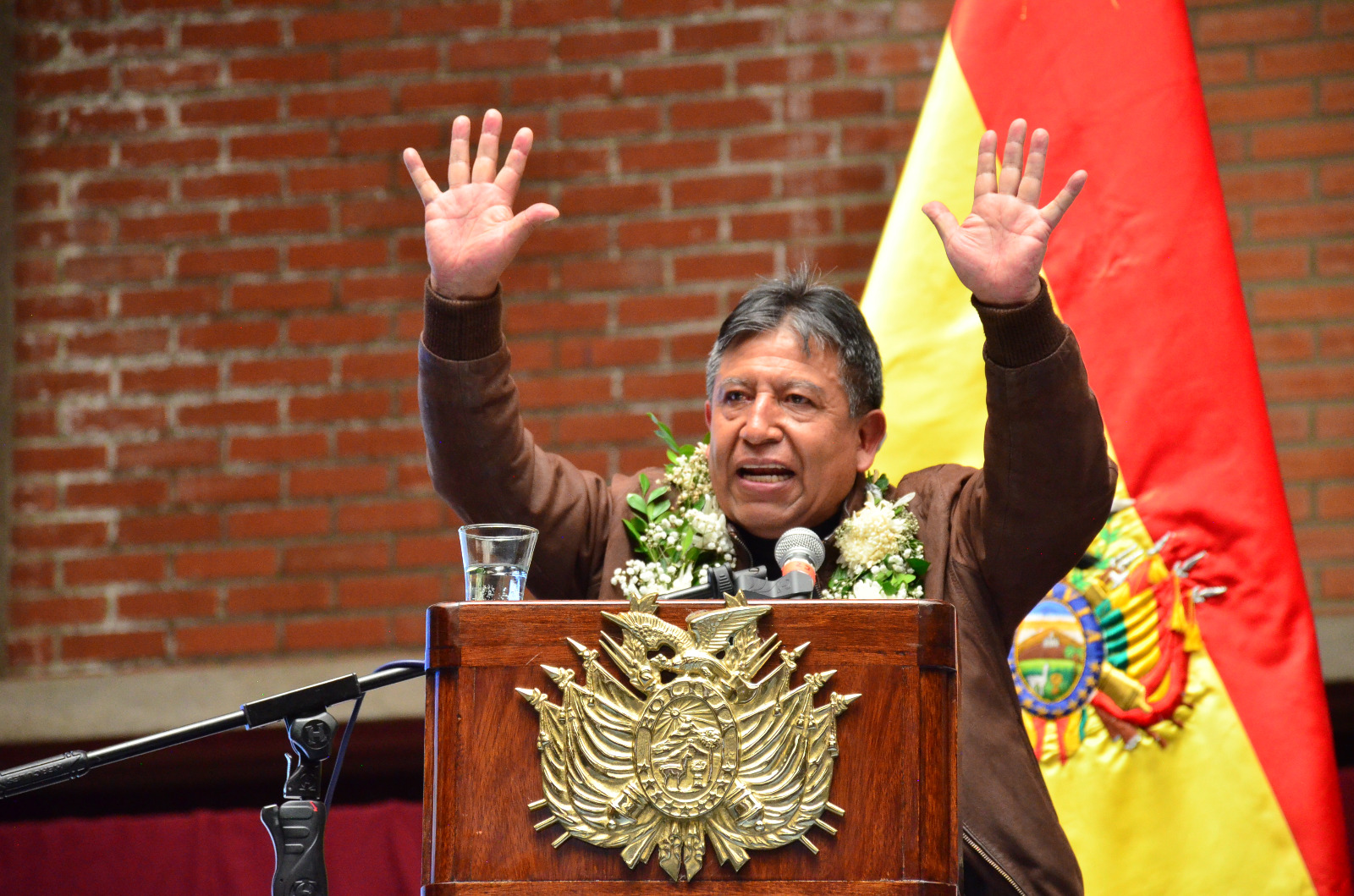 Vicepresidente convoca a acabar con el tiempo de “hacernos daño y sabotearnos”, y advierte del riesgo de líderes autoritarios