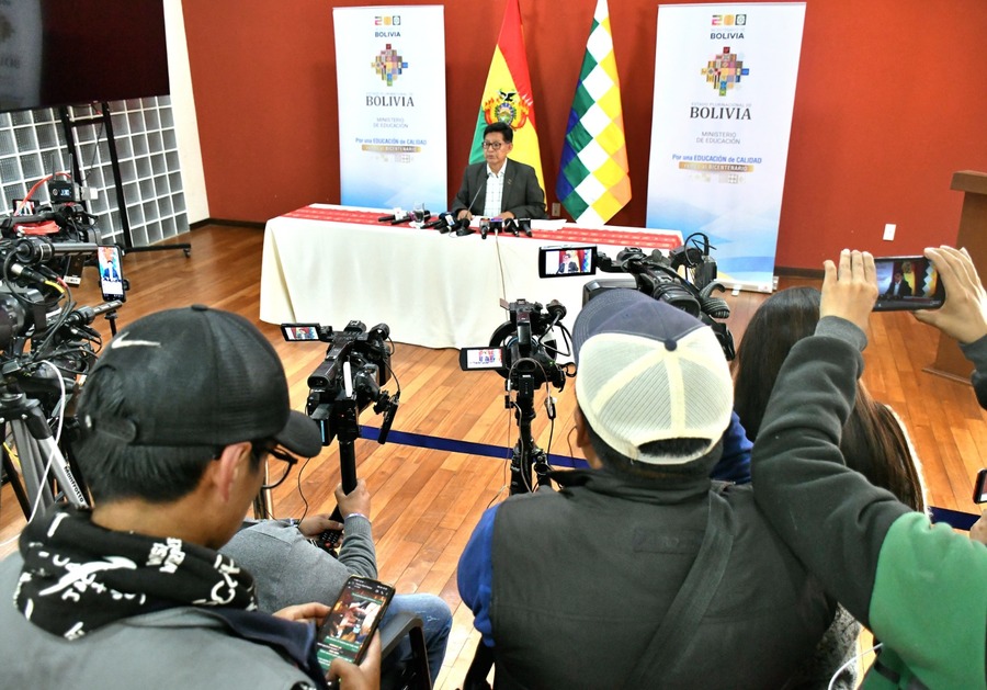 Educación ratifica predisposición al diálogo e insta a magisterio rural a retomar tratamiento de su pliego petitorio