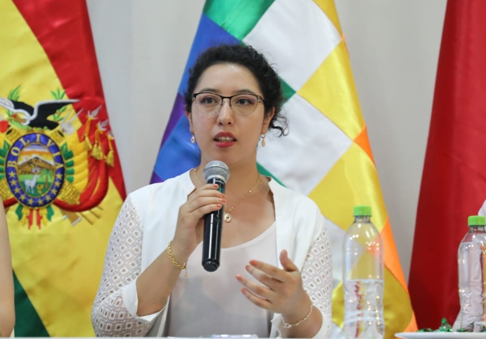 YLB busca en Bélgica y Francia inversiones para industrializar el litio