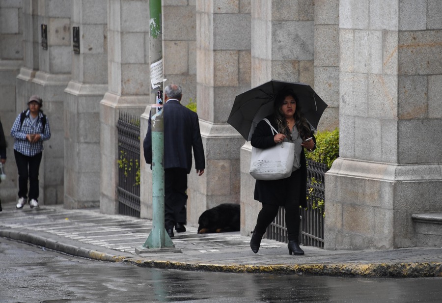 Lluvias y tormentas eléctricas continuarán hasta el jueves en La Paz, Potosí y Oruro; Senamhi activa la alerta naranja