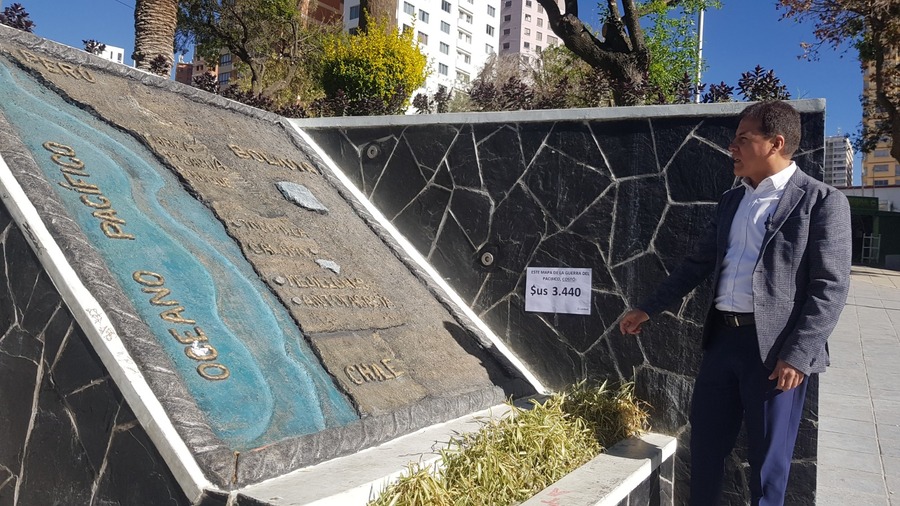 Concejal denuncia gastos “innecesarios y excesivos” en remodelación de la plaza Abaroa