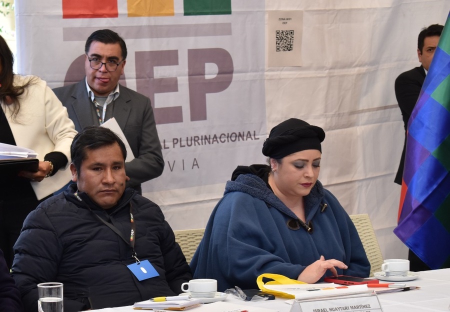 Ejecutivo convoca a políticos a dar una señal de responsabilidad, cuidar la vida del pueblo y la democracia